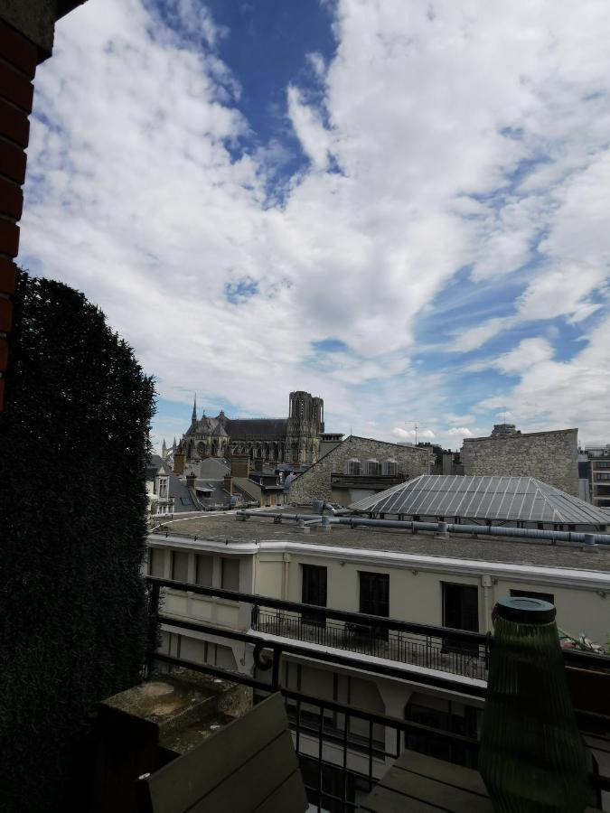Suite De L'Etape - Vue Cathedrale Reims Zewnętrze zdjęcie